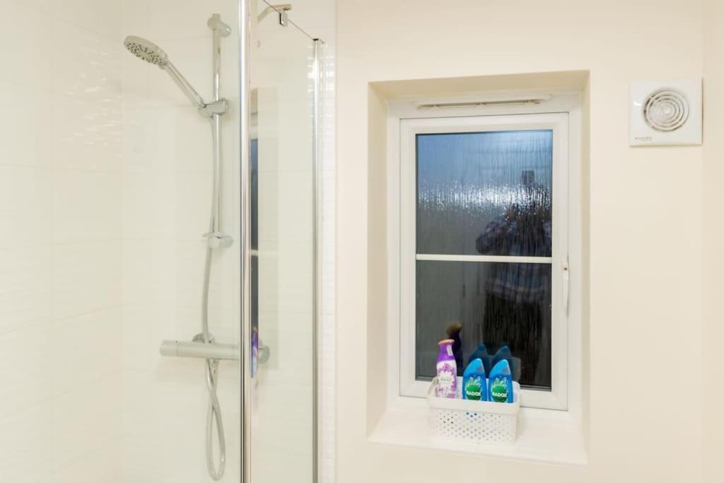 Cozy 3 Bed Sasha House In Beeston Nottinghamヴィラ エクステリア 写真