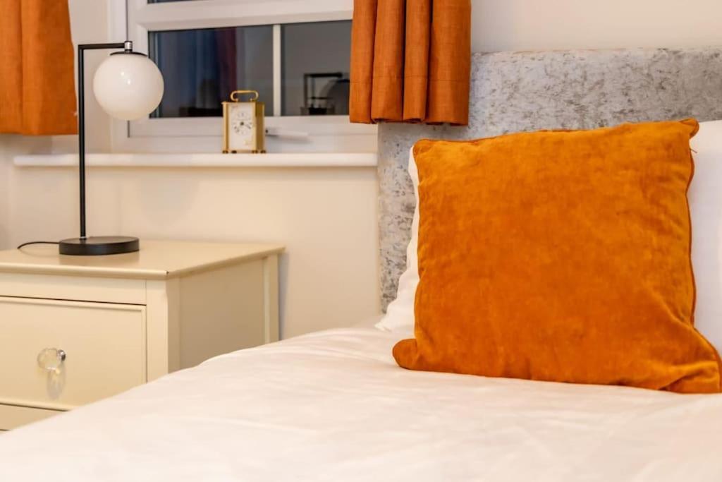 Cozy 3 Bed Sasha House In Beeston Nottinghamヴィラ エクステリア 写真