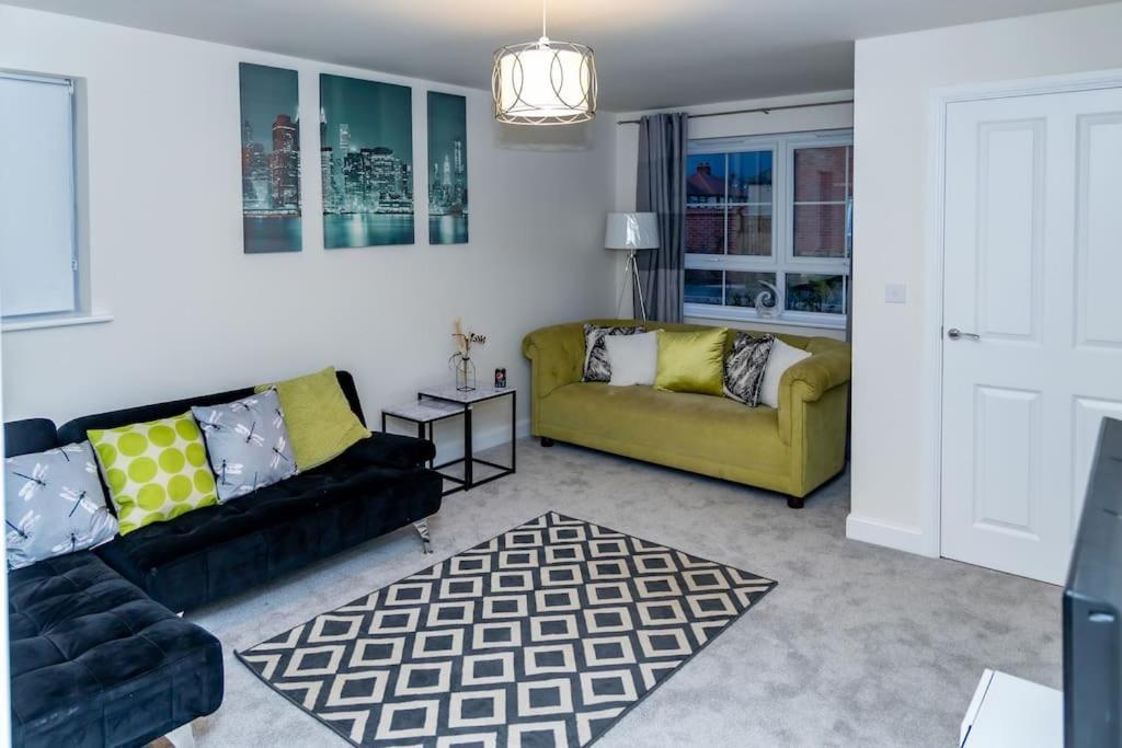 Cozy 3 Bed Sasha House In Beeston Nottinghamヴィラ エクステリア 写真