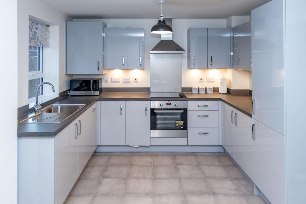 Cozy 3 Bed Sasha House In Beeston Nottinghamヴィラ エクステリア 写真