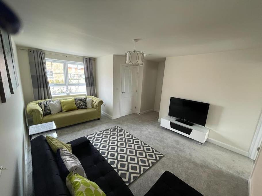 Cozy 3 Bed Sasha House In Beeston Nottinghamヴィラ エクステリア 写真