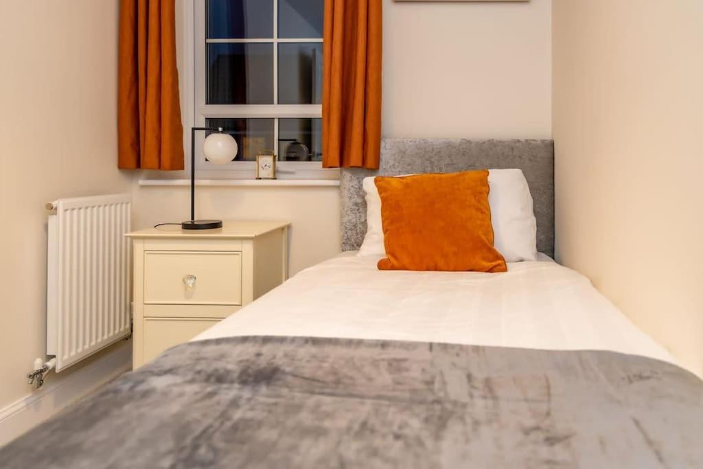 Cozy 3 Bed Sasha House In Beeston Nottinghamヴィラ エクステリア 写真
