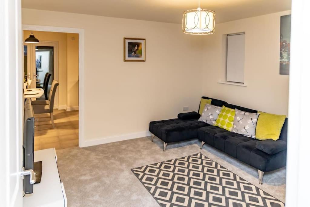 Cozy 3 Bed Sasha House In Beeston Nottinghamヴィラ エクステリア 写真